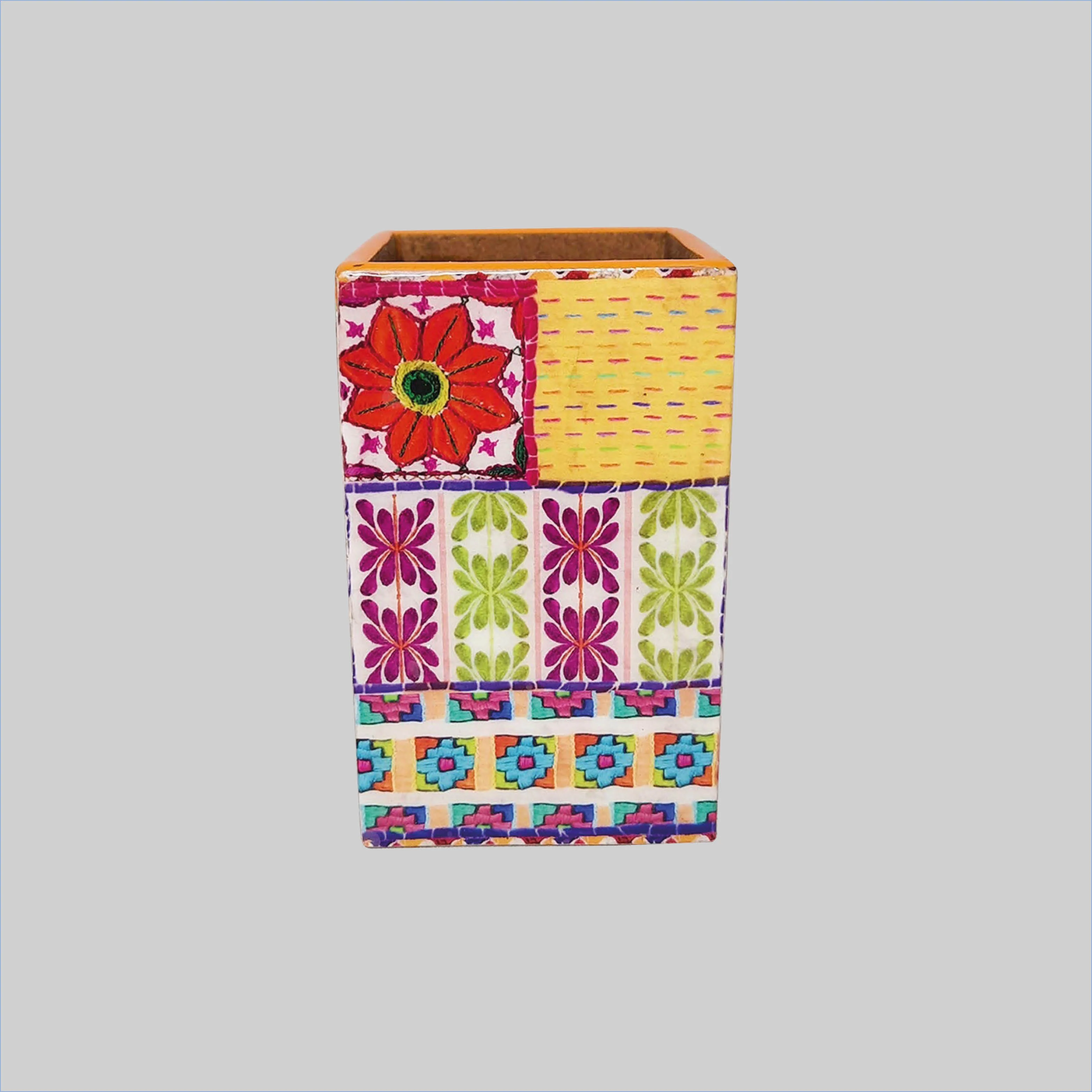 Sui Dhaaga Pen Stand_3 | Indian product Online Shopping Store